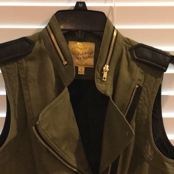 Jacket - Picture 2 of 5